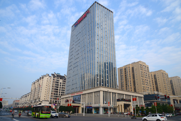 重慶潛能燃?xì)夤煞萦邢薰荆偛浚?/></div>
					<div   id=